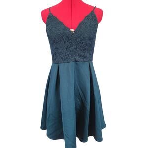 Charlotte Russe Green‎ Short  A-line Dress Lace Bodice Spaghetti Strap Large
